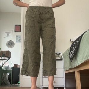 Tiger Owl Cropped Linen Pants